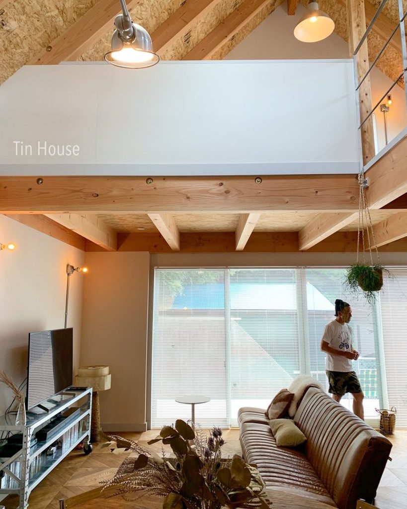 TIN HOUSE